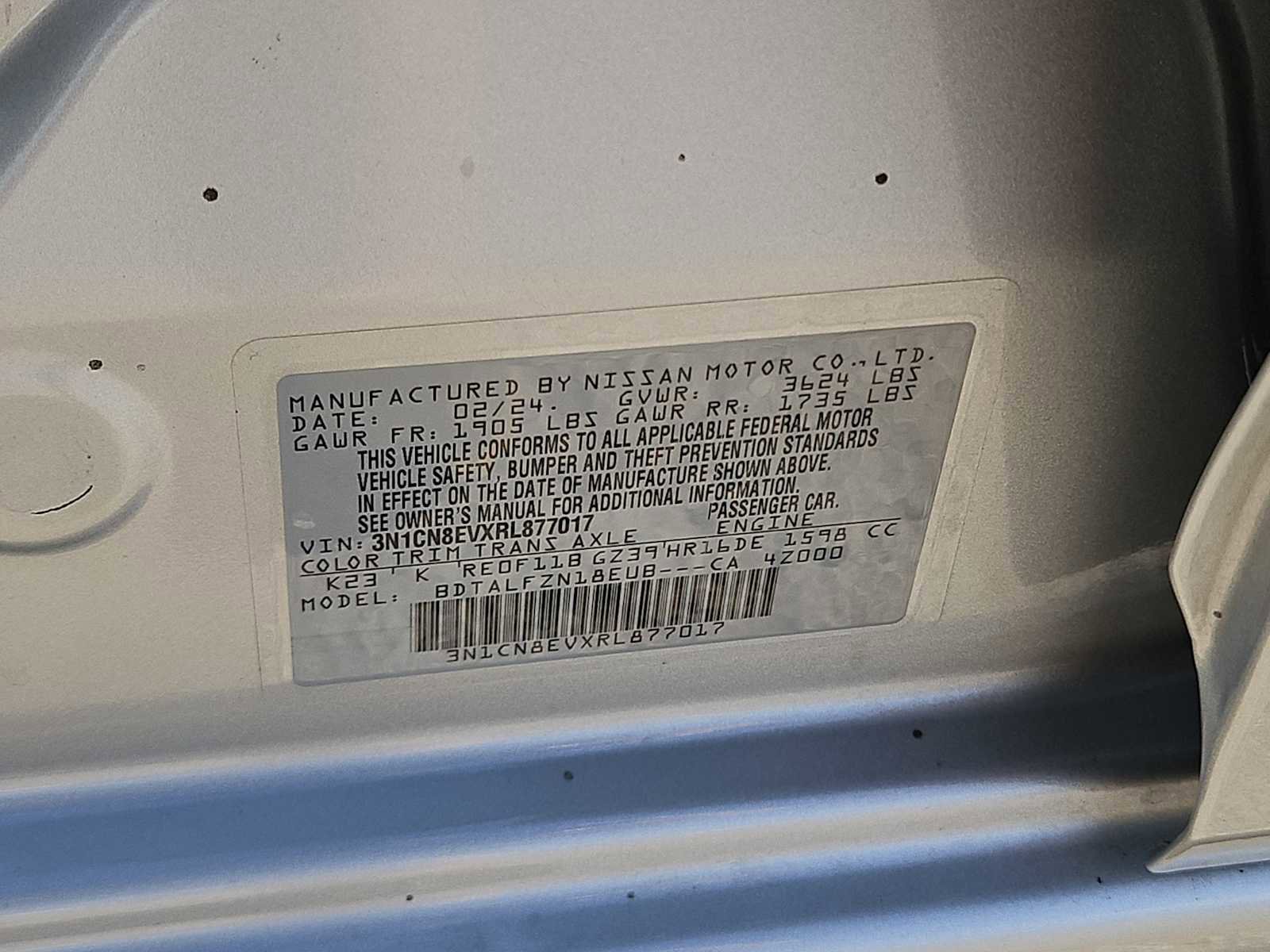 Used 2024 Nissan Versa SV w/ Trunk Package image 25