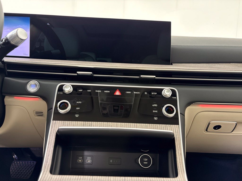 New 2027 Genesis GV80 2.5T Select AWD/4WD image 24
