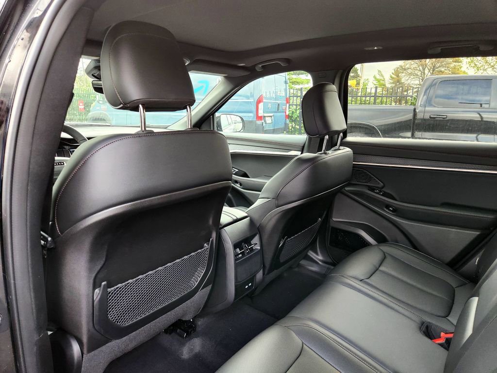 New 2025 Jeep Wagoneer S Limited image 17