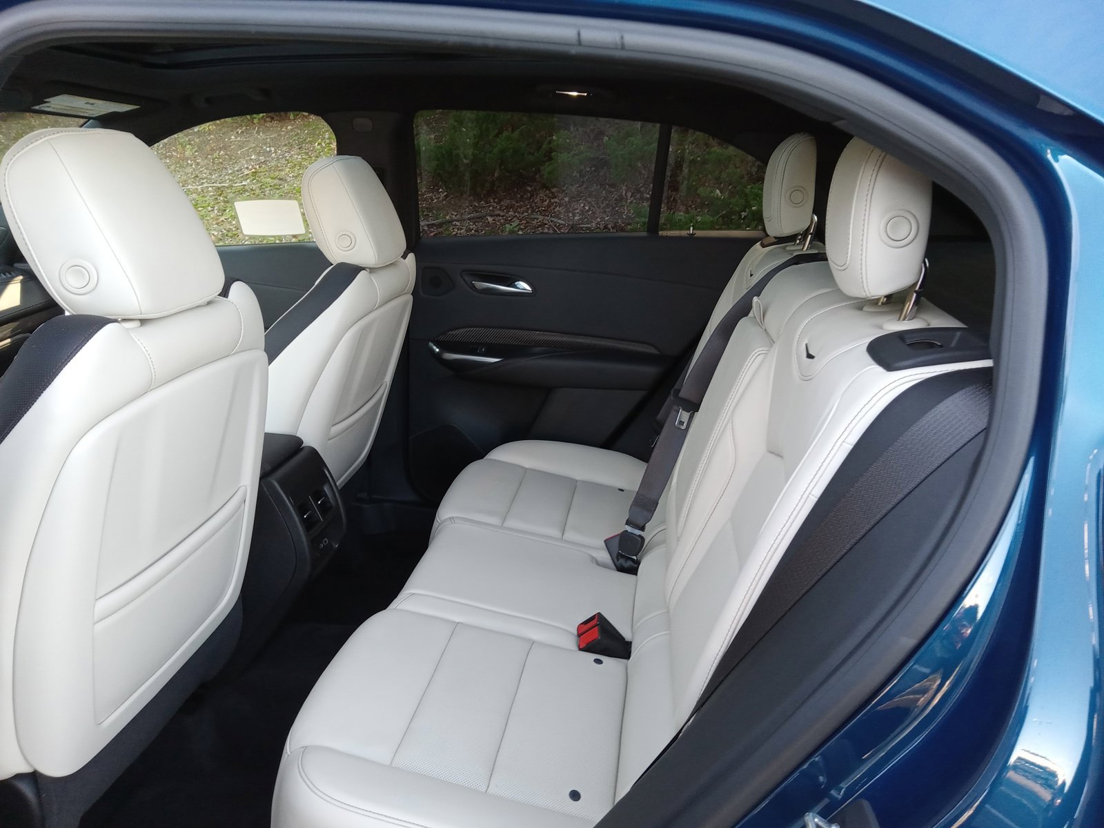 Used 2019 Cadillac XT4 Sport AWD/4WD image 25