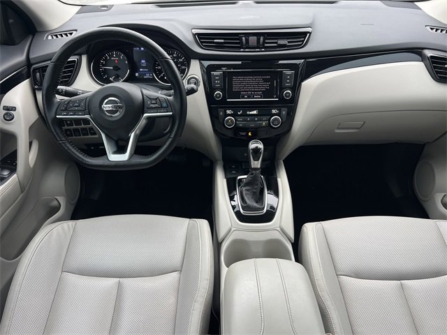 Used 2022 Nissan Rogue Sport SL image 4