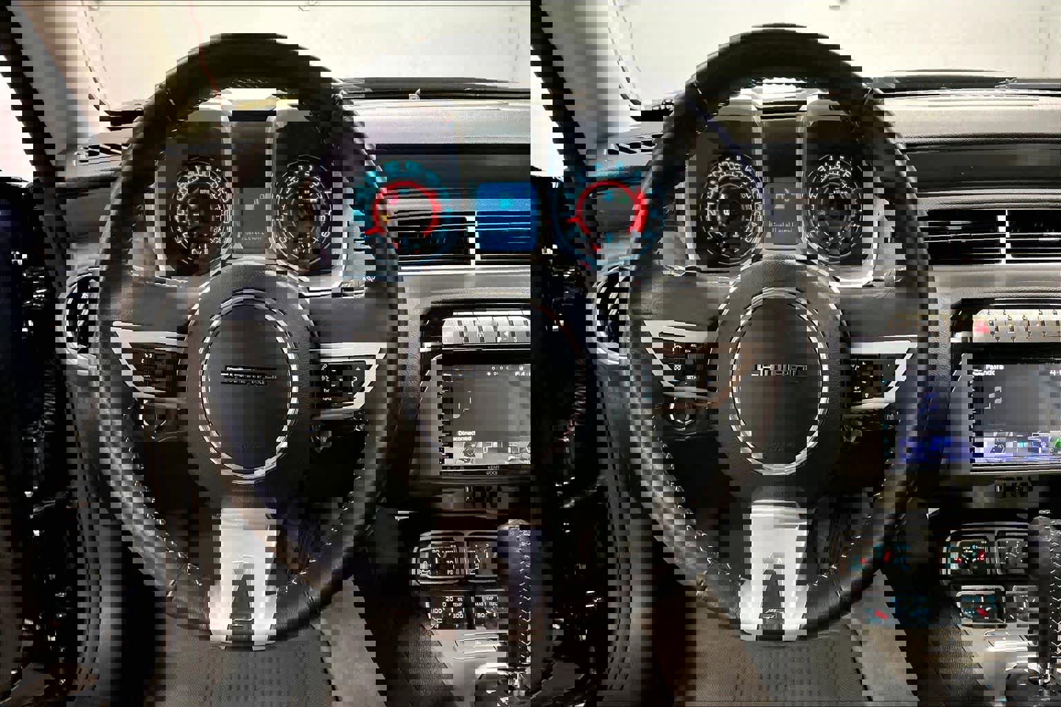 Used 2010 Chevrolet Camaro SS w/ LPO, Ground Effects Package image 8