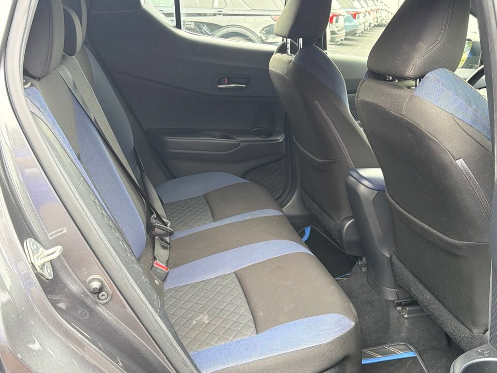 Used 2021 Toyota C-HR XLE FWD image 19