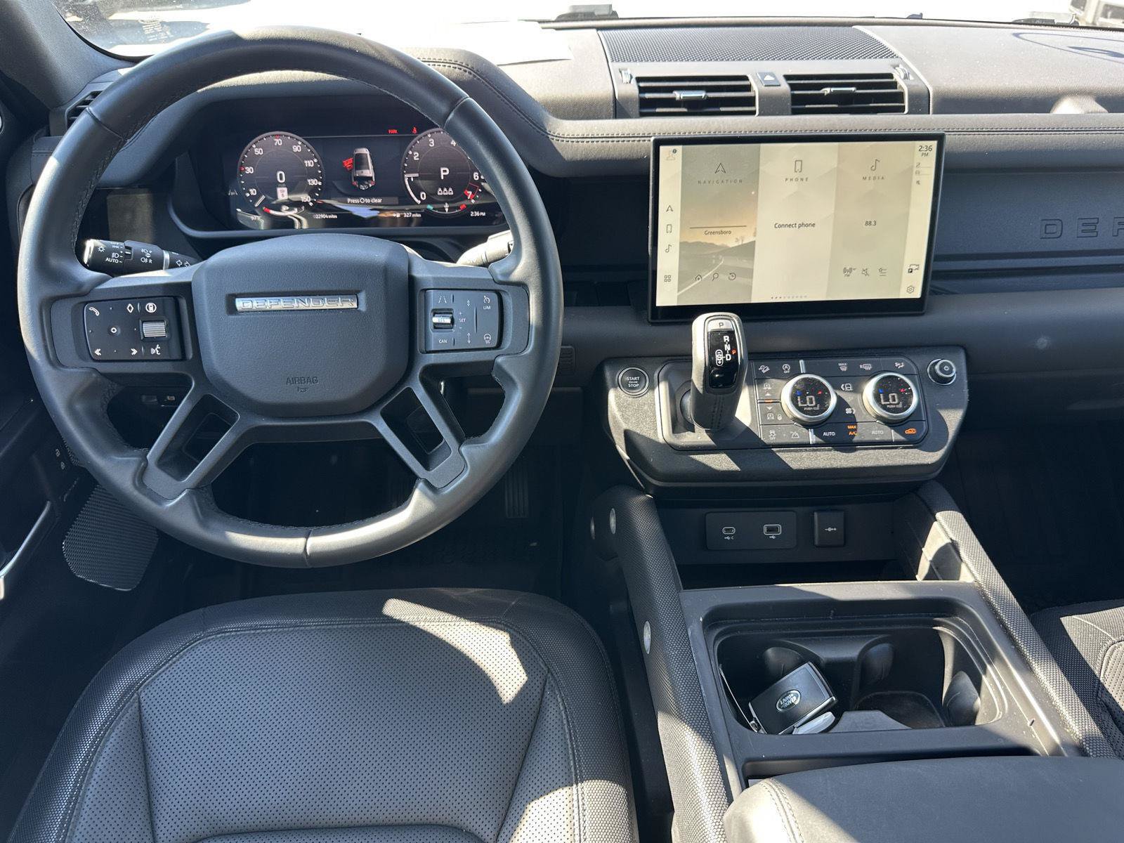 Used 2024 Land Rover Defender 130 Outbound AWD/4WD image 22