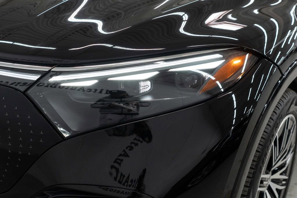 Used 2023 Mercedes-Benz EQS 580 4MATIC SUV w/ Exclusive Trim Package image 50