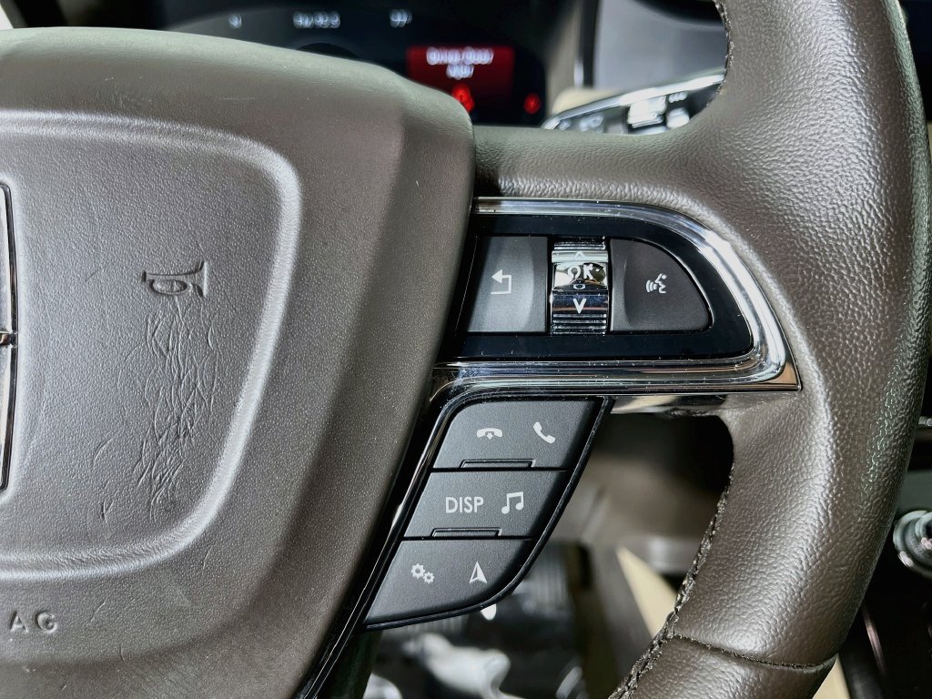 Used 2022 Lincoln Nautilus FWD image 15