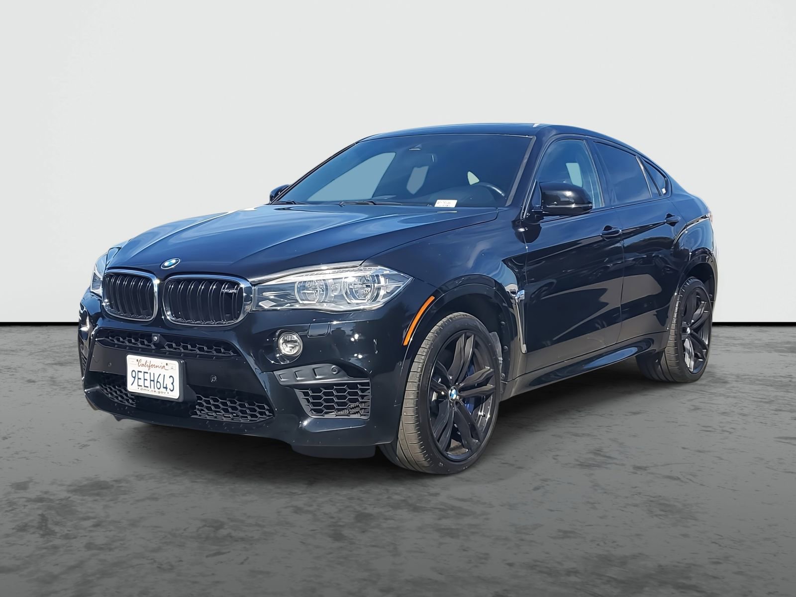 Used 2019 BMW X6 M Base w/ Executive Package image 2