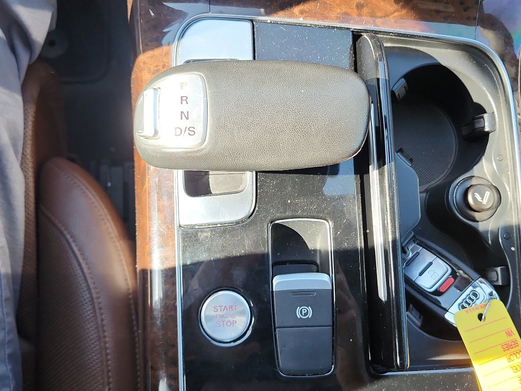 Used 2018 Audi A8 L 3.0T w/ Executive Package image 29