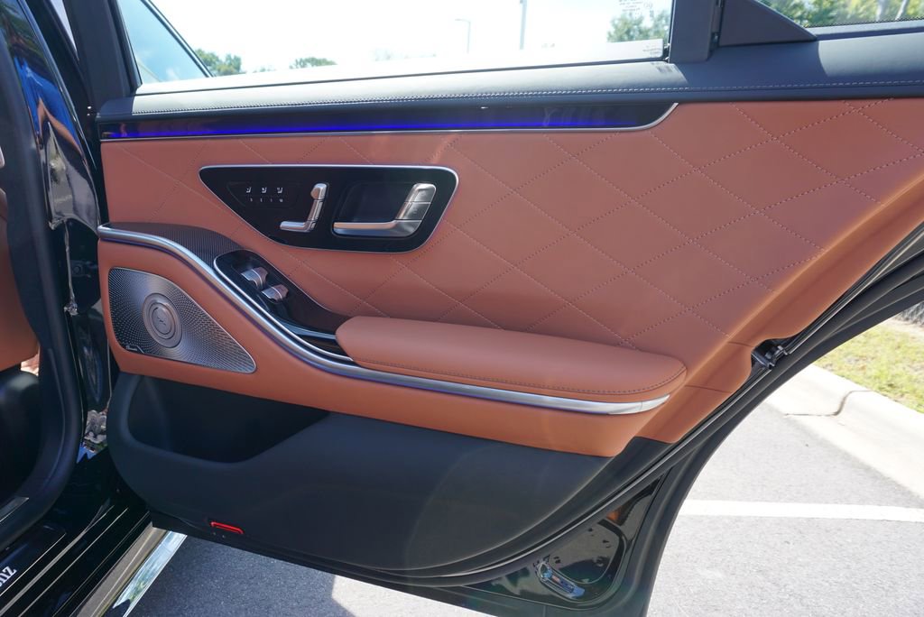 New 2026 Mercedes-Benz S 580 4MATIC Sedan image 57