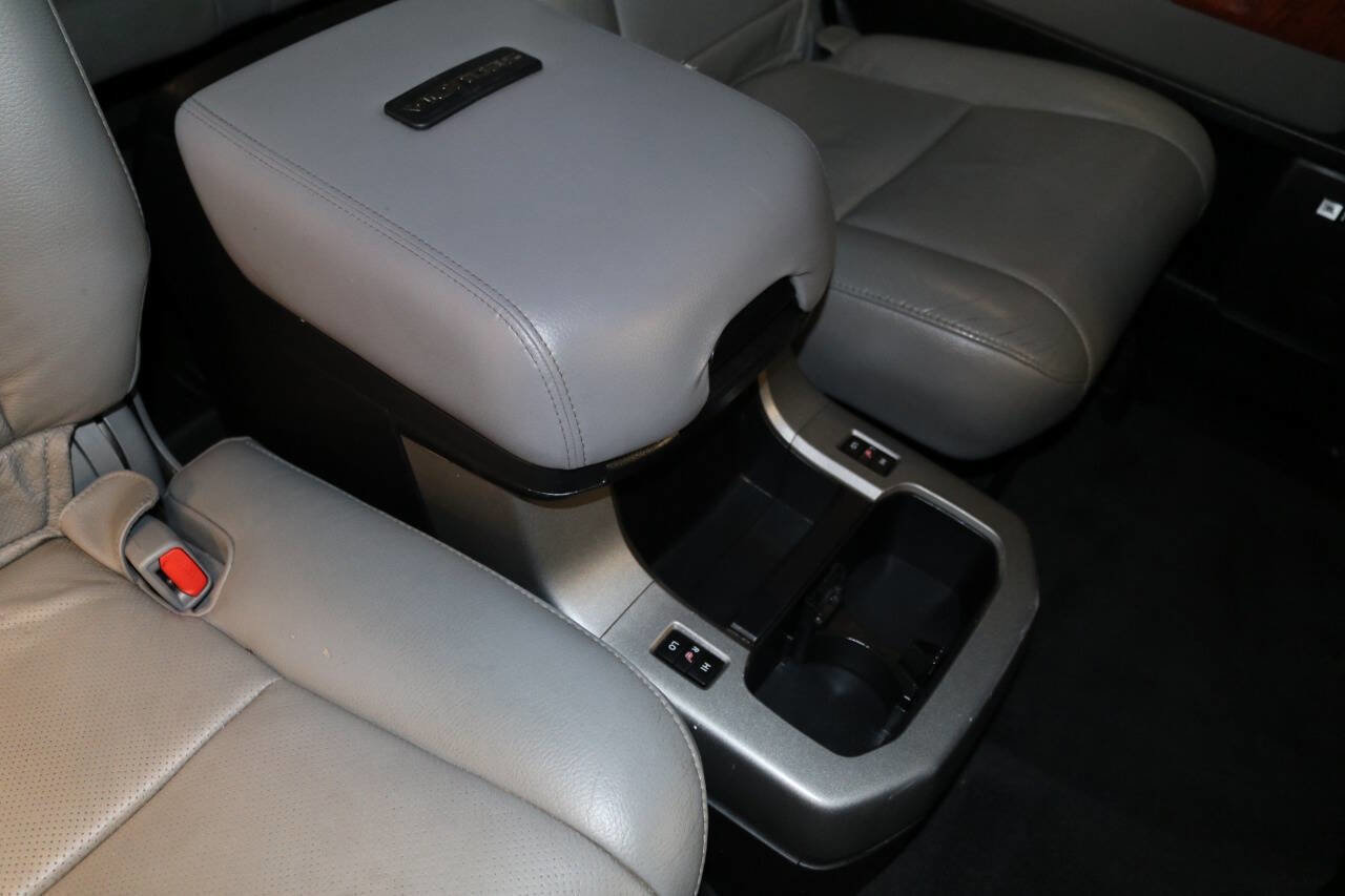 Used 2020 Toyota Sequoia Platinum image 80