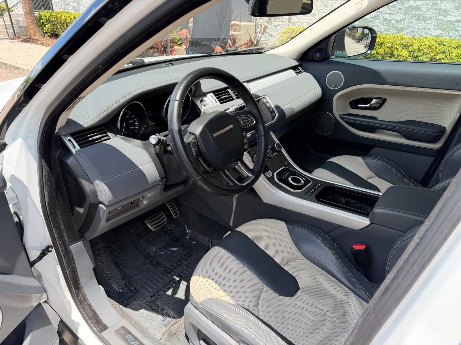 Used 2012 Land Rover Range Rover Evoque Dynamic AWD/4WD image 11
