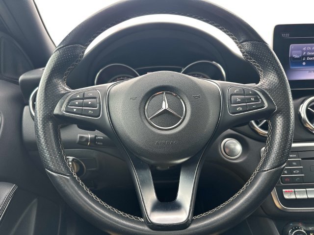 Used 2018 Mercedes-Benz GLA 250 4MATIC image 20