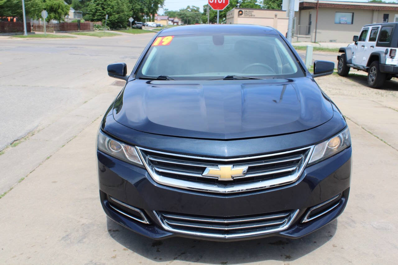 Used 2019 Chevrolet Impala LS FWD image 3