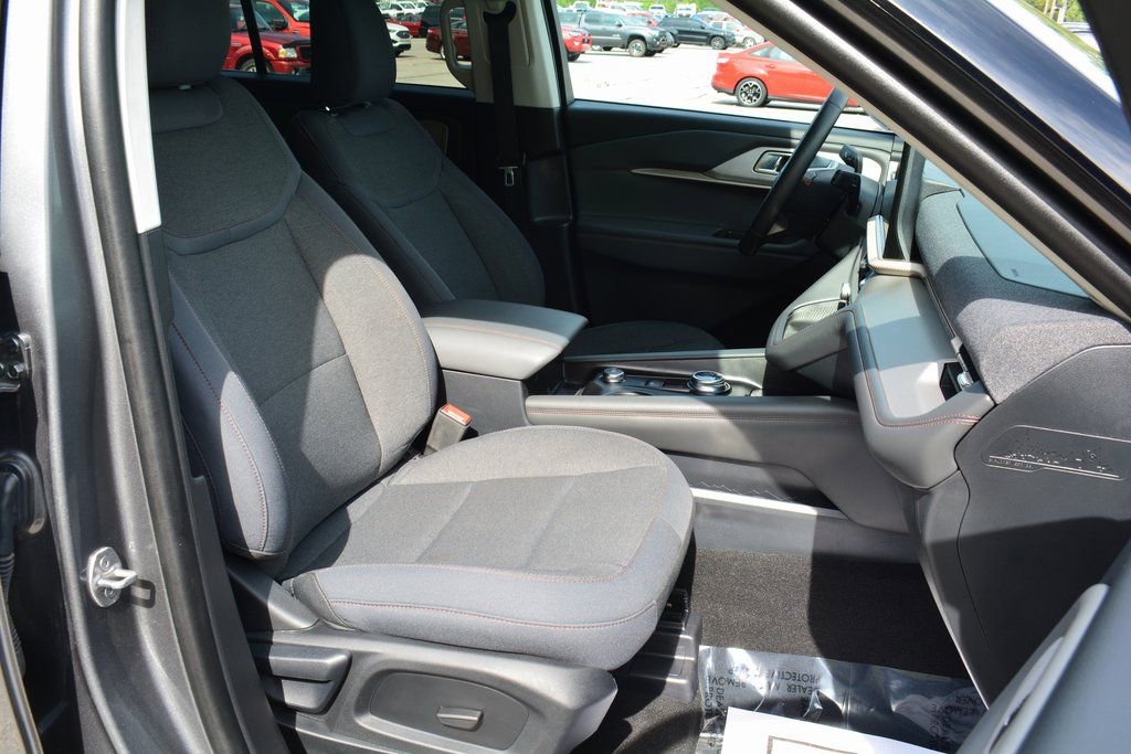 Used 2025 Ford Explorer Active image 19