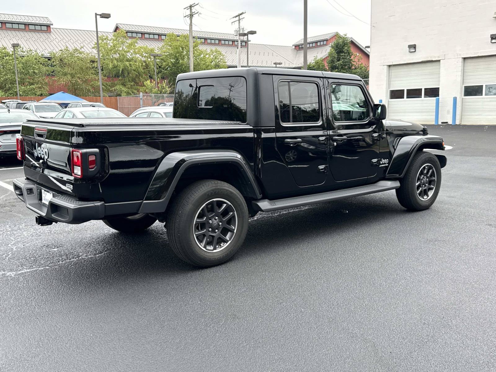 Used 2022 Jeep Gladiator Overland w/ Popular Equipment Package AWD/4WD image 23