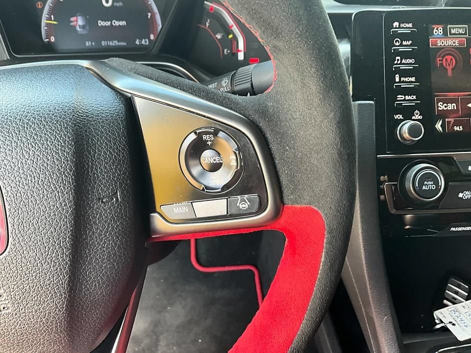 Used 2021 Honda Civic Type R Limited image 29