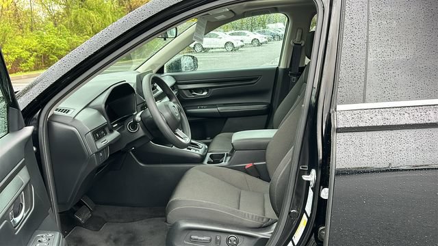 Used 2025 Honda CR-V EX image 9