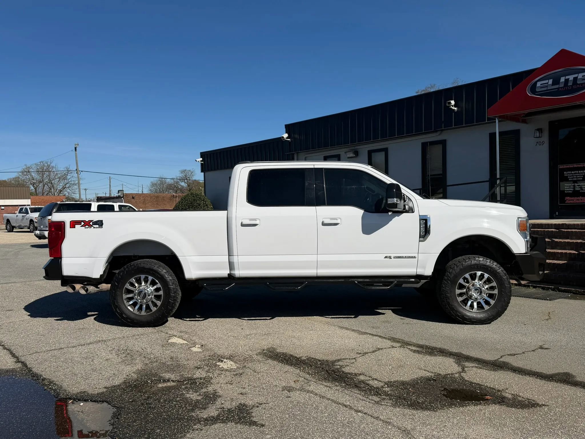 Used 2022 Ford F250 Lariat image 6