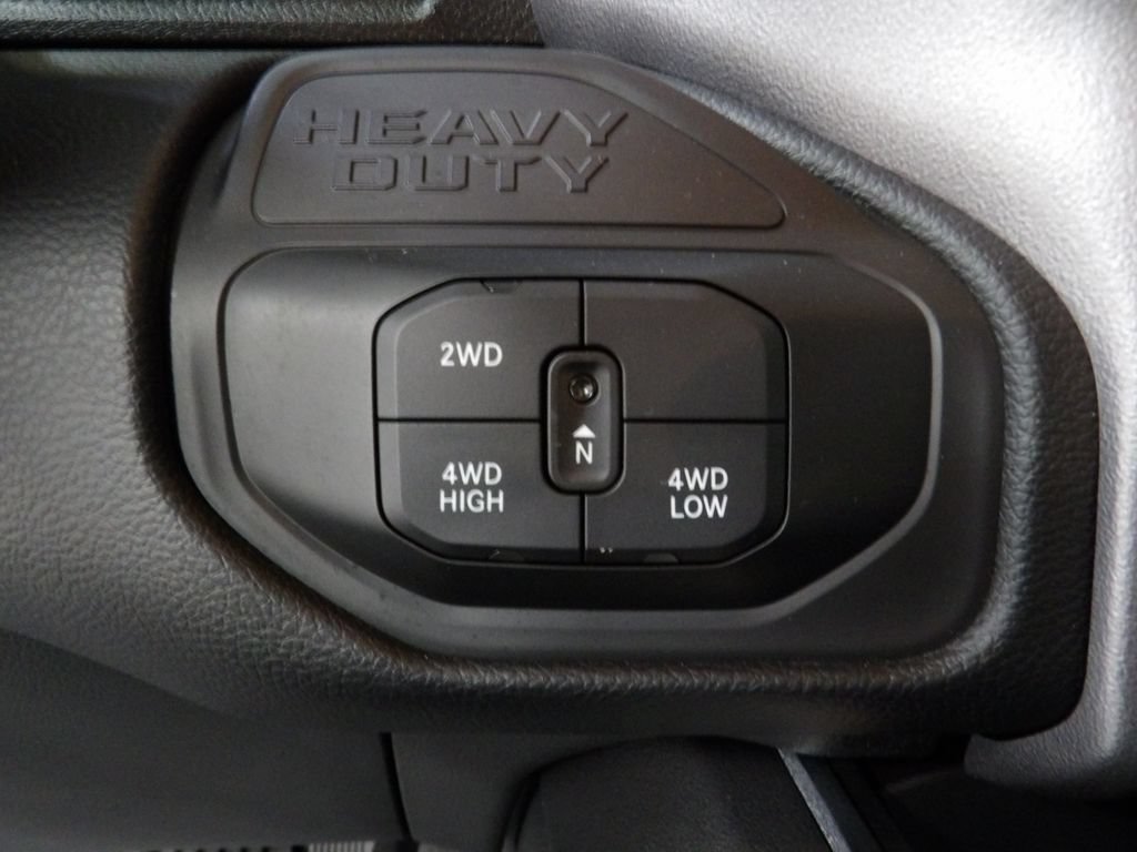 Used 2025 RAM 2500 Big Horn AWD/4WD image 64