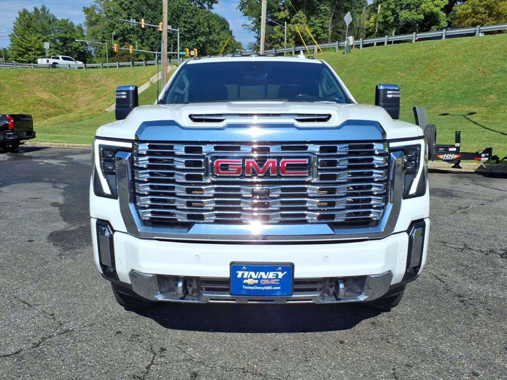 Used 2024 GMC Sierra 3500 Denali w/ Denali Reserve Package AWD/4WD image 9