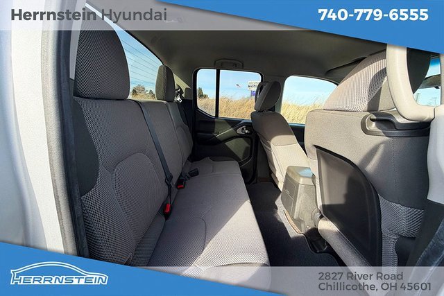 Used 2012 Suzuki Equator Sport image 18