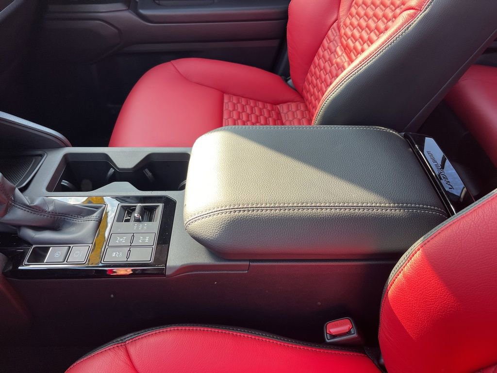 Certified 2025 Toyota Land Cruiser image 14