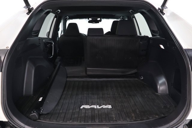 Used 2022 Toyota RAV4 SE w/ Convenience Package AWD/4WD image 35