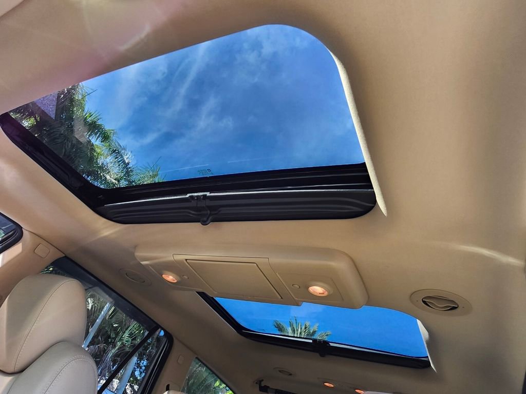 Used 2012 Buick Enclave Leather w/ Trailering Provision Package image 22