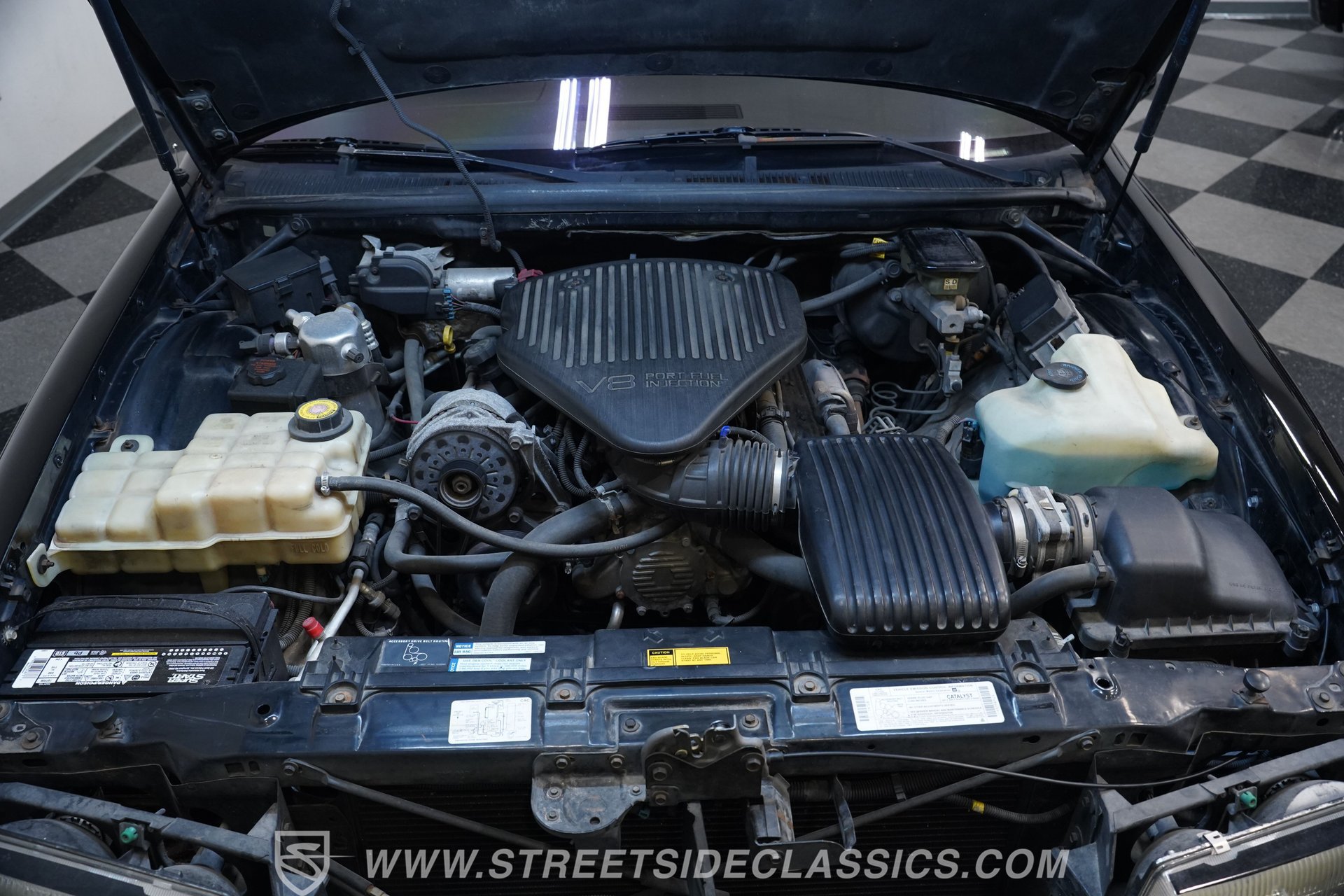 Used 1996 Chevrolet Impala SS RWD image 3