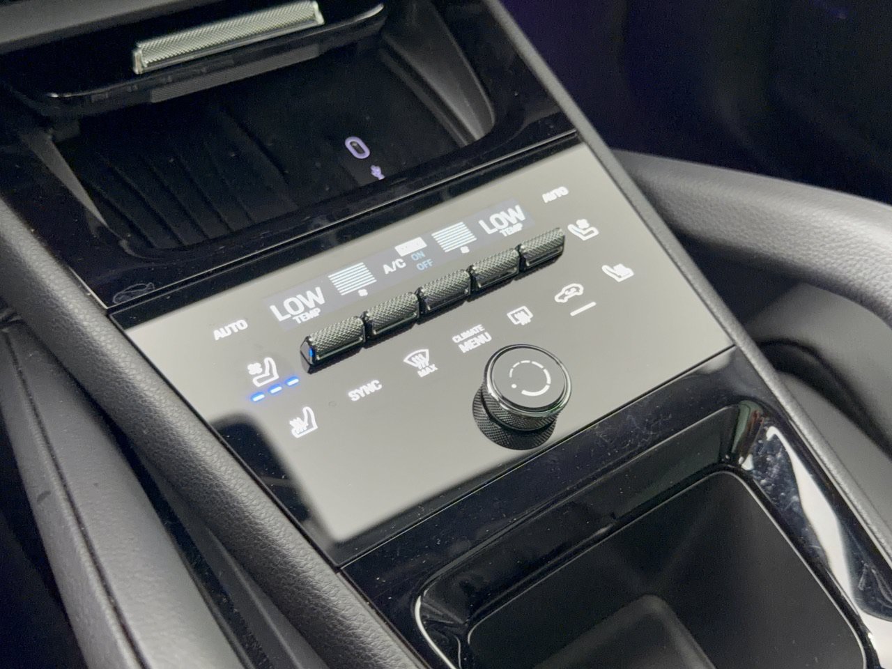 Certified 2026 Porsche Cayenne AWD/4WD image 22