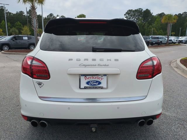 Used 2011 Porsche Cayenne Turbo image 5