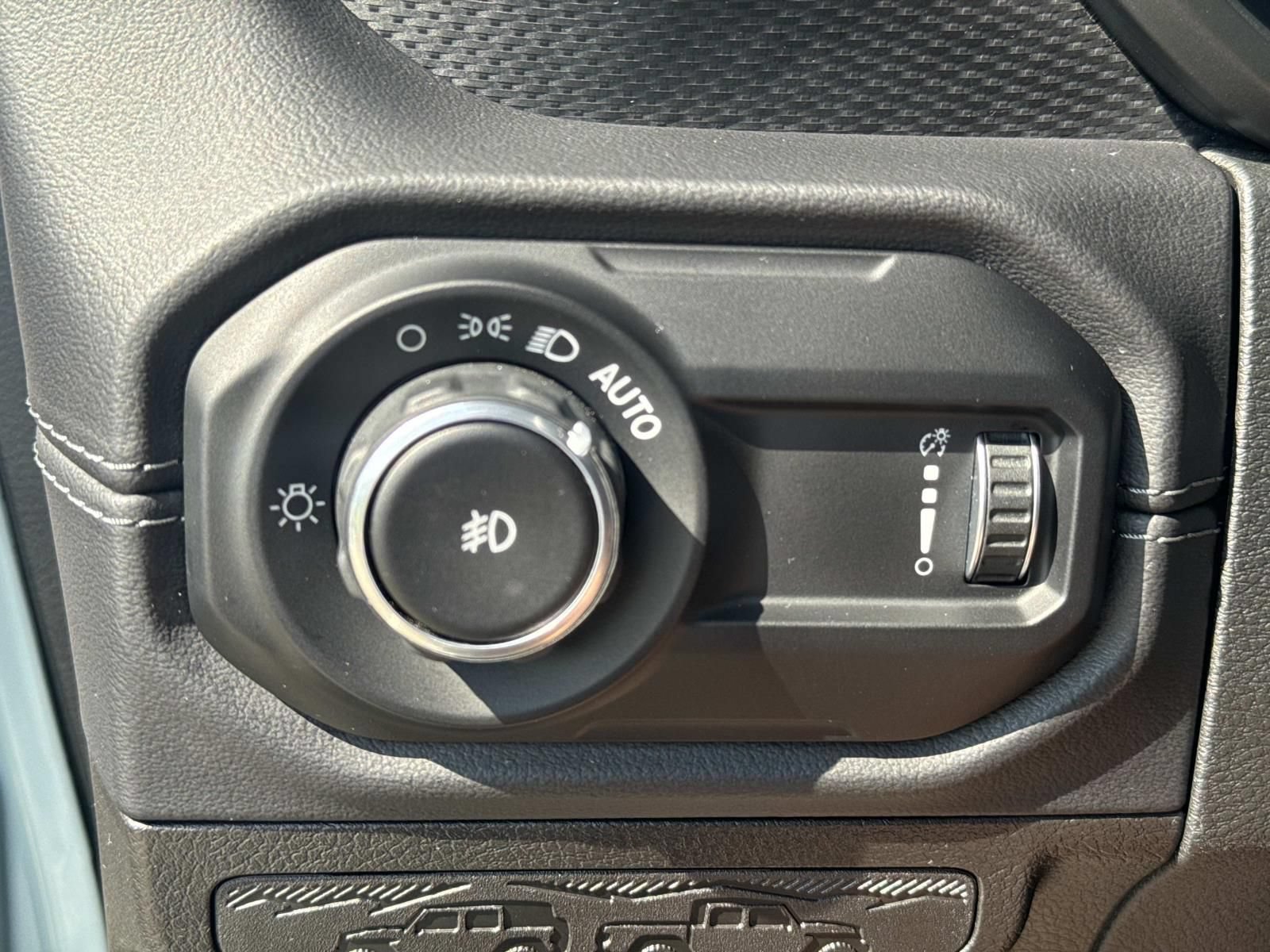 Used 2024 Jeep Wrangler Unlimited Rubicon 392 AWD/4WD image 21