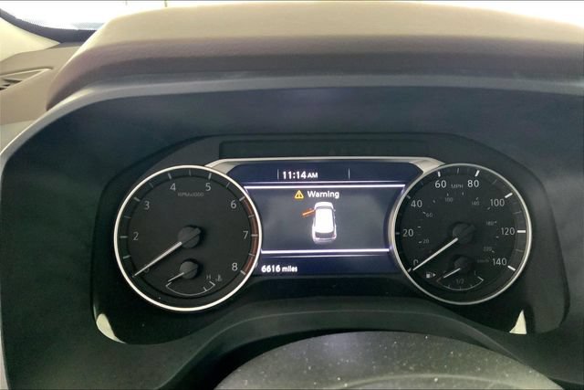 Used 2021 Nissan Rogue SV FWD image 9