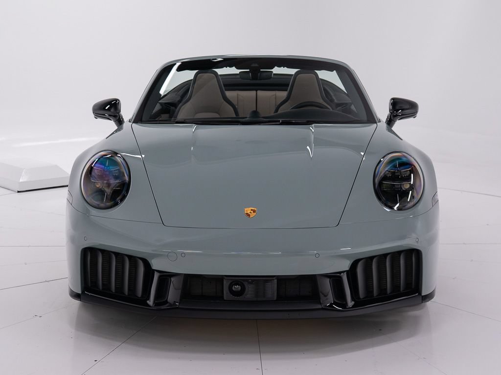 Used 2026 Porsche 911 Carrera GTS RWD image 8