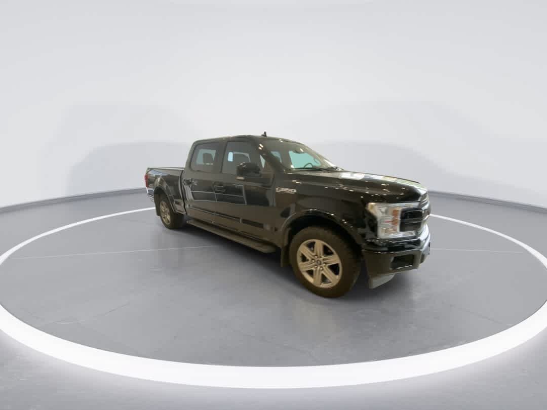 Used 2018 Ford F150 Lariat w/ Equipment Group 502A Luxury AWD/4WD image 3
