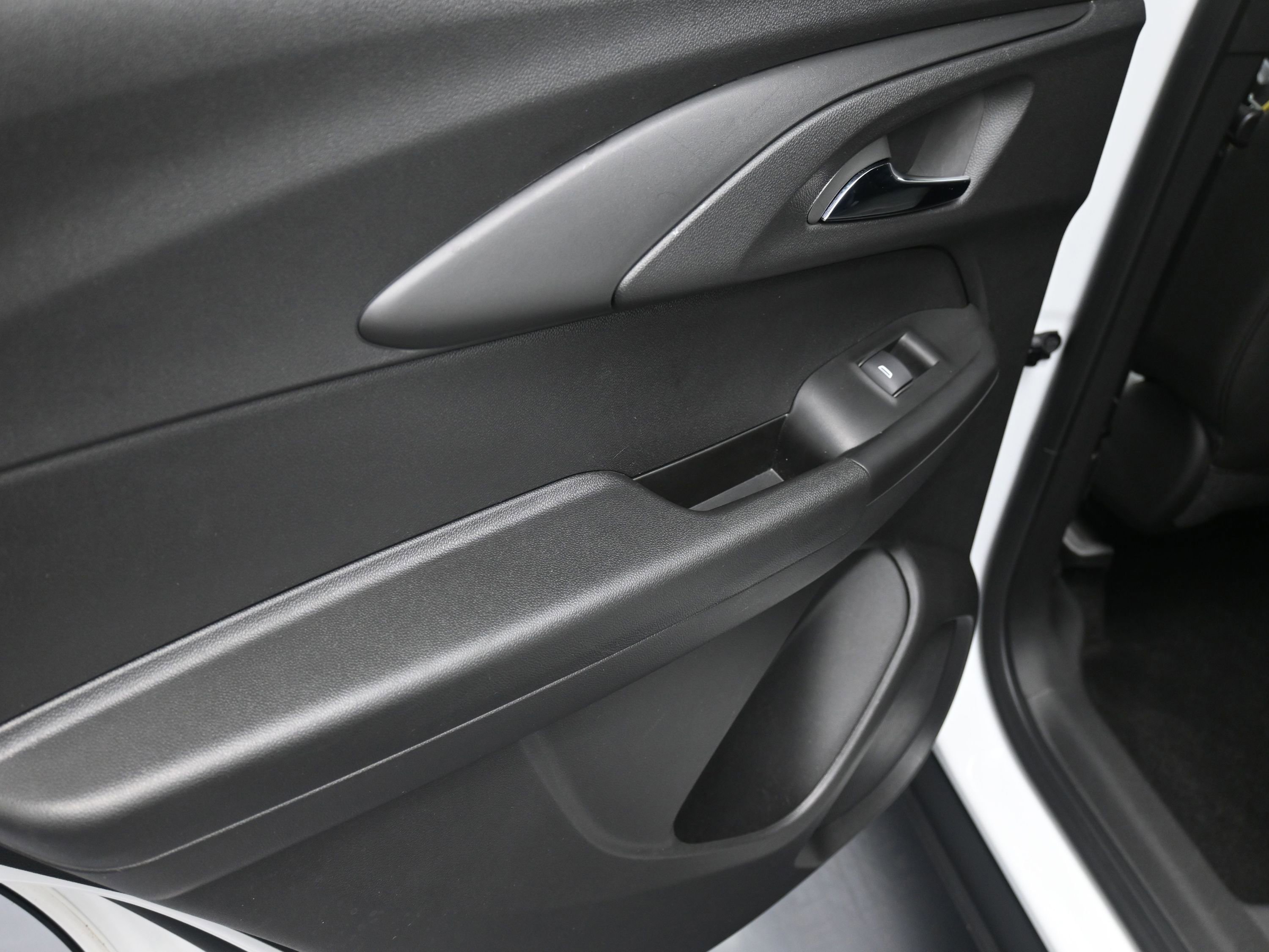 Used 2024 Chevrolet TrailBlazer ACTIV image 25