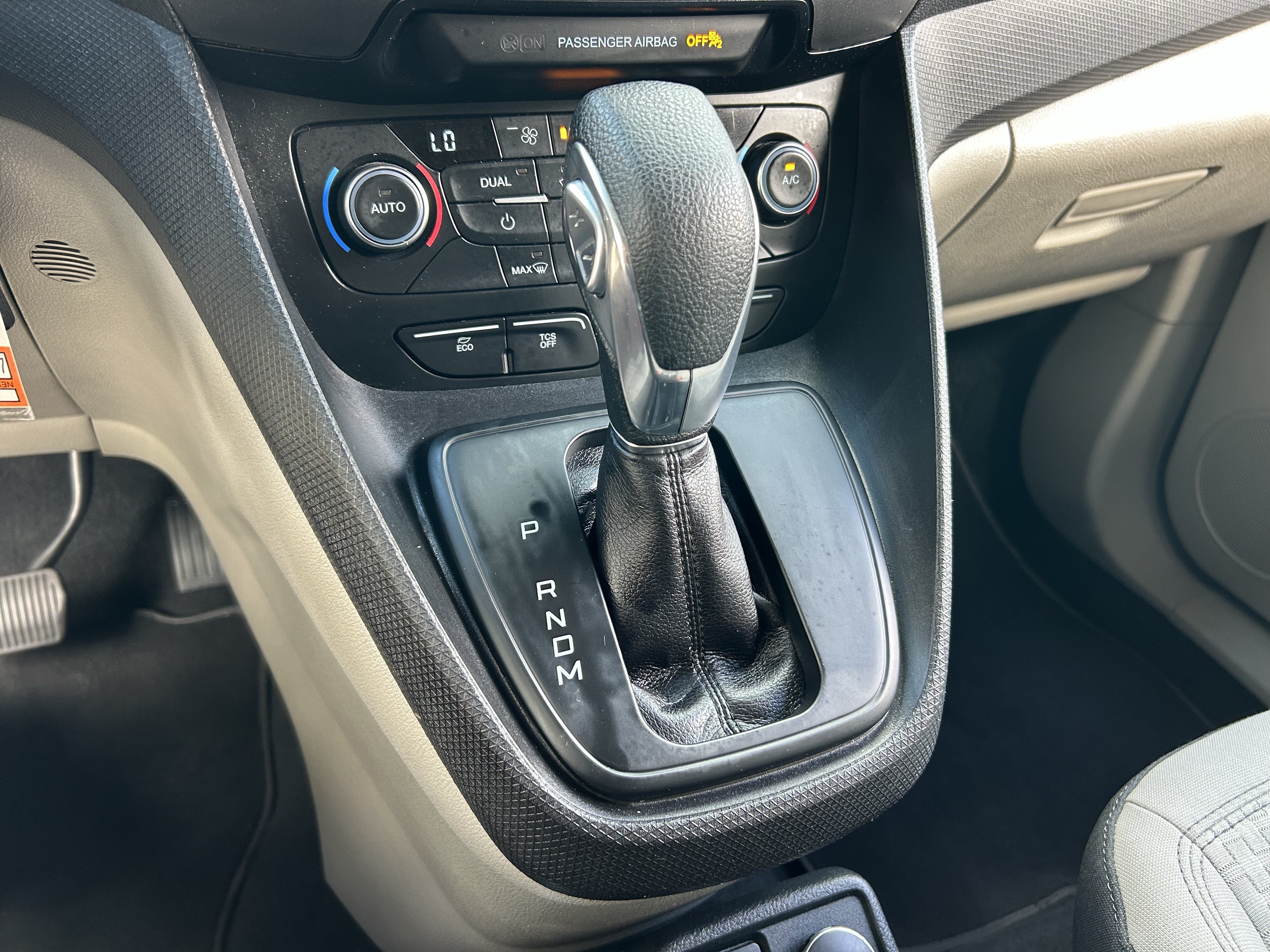 Used 2020 Ford Transit Connect XLT FWD image 25