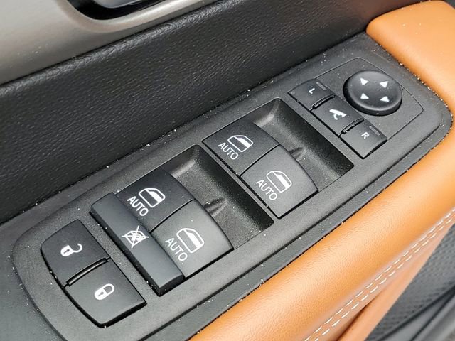 Used 2026 Chrysler Pacifica Pinnacle FWD image 31