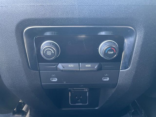 Used 2024 Chevrolet Suburban RST image 20