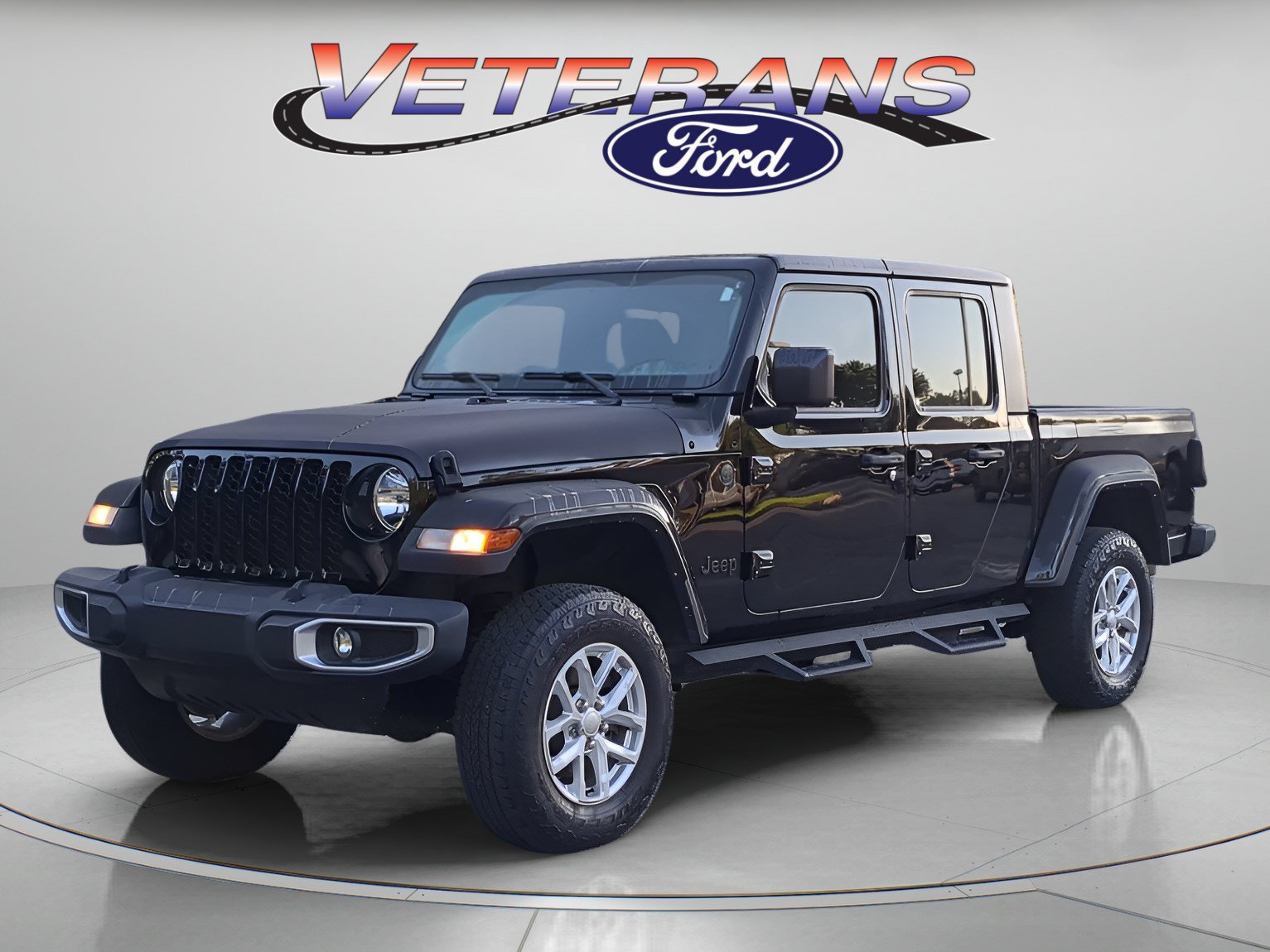 Used 2023 Jeep Gladiator Sport AWD/4WD image 1