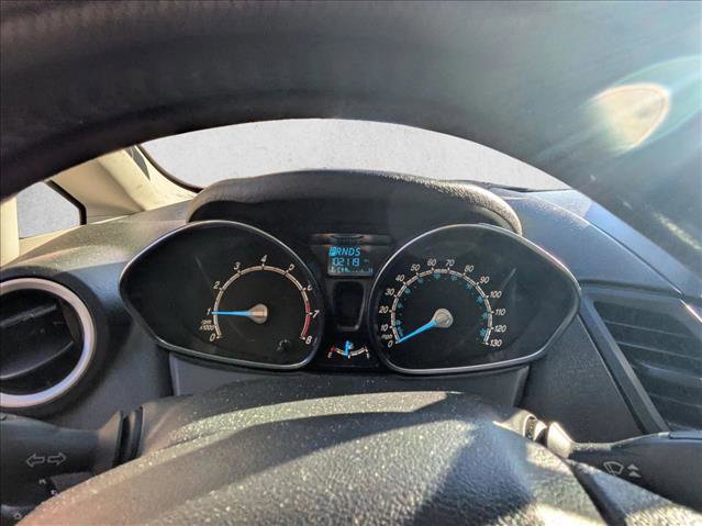 Used 2014 Ford Fiesta SE image 18