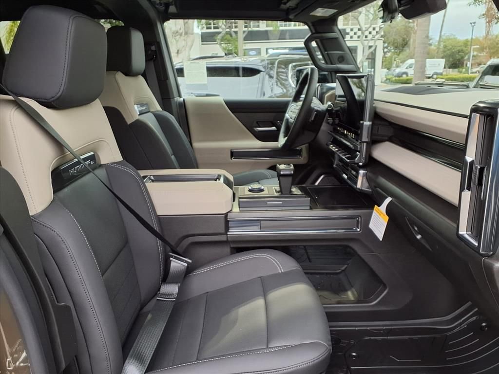 New 2026 GMC Hummer EV 4x4 Crew Cab image 6