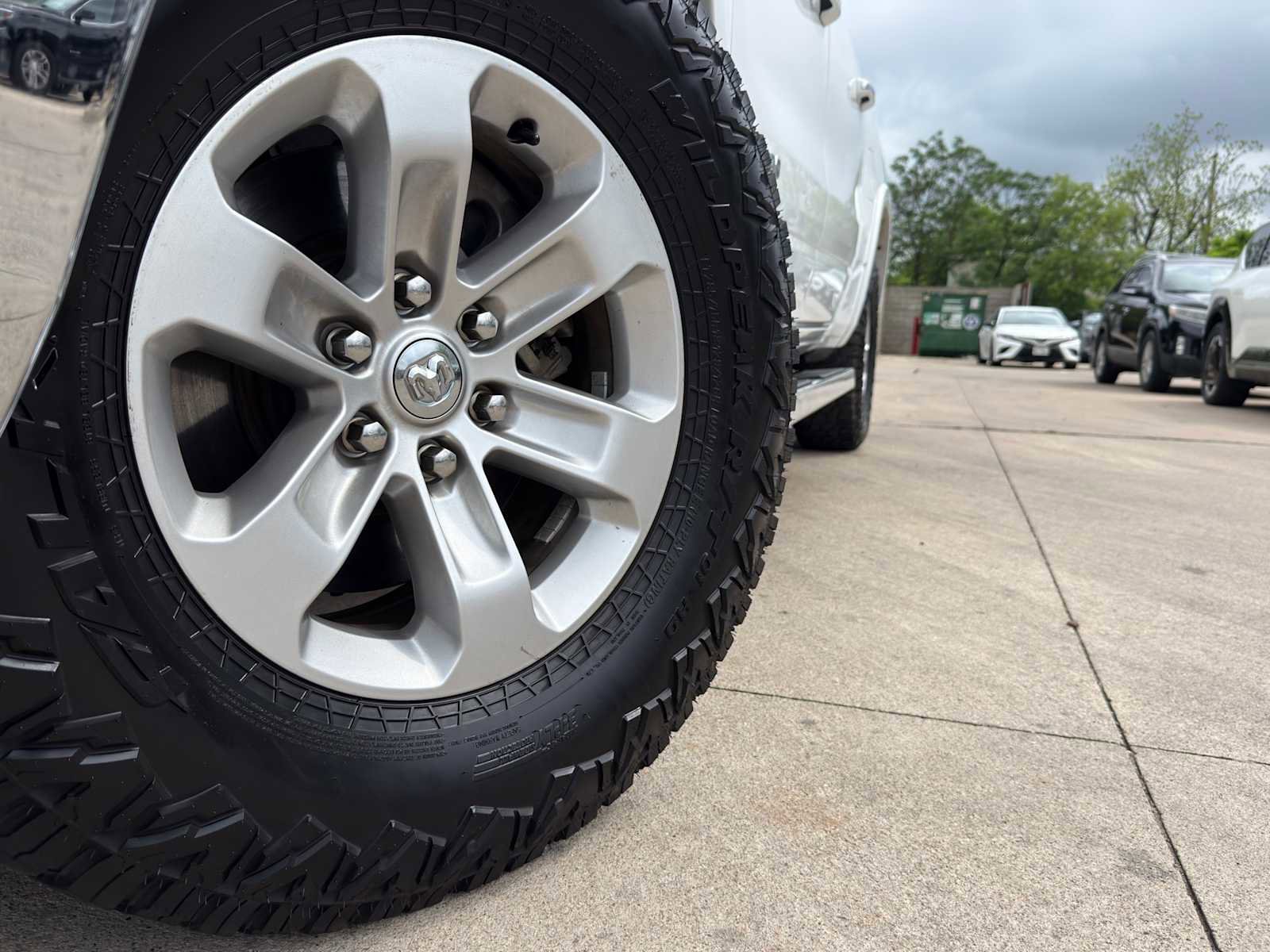 Used 2021 RAM 1500 Laramie AWD/4WD image 4