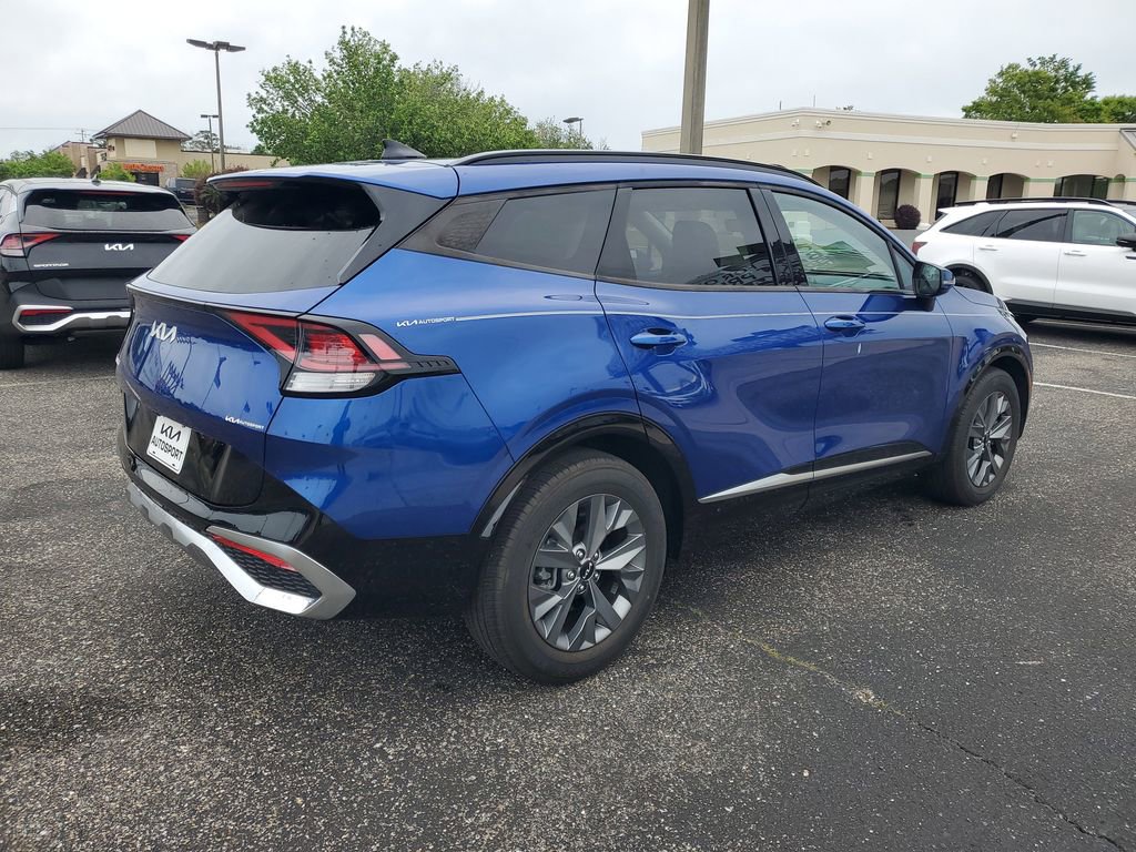 Used 2023 Kia Sportage SX image 4