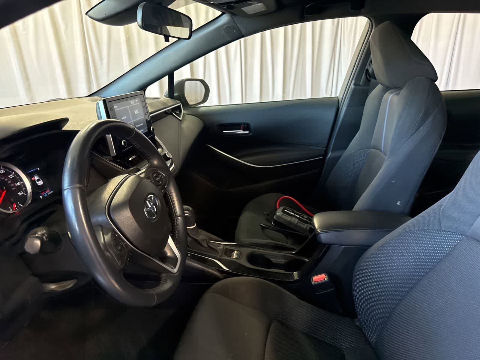 Used 2020 Toyota Corolla SE w/ Carpet Mat Package (TMS) FWD image 19