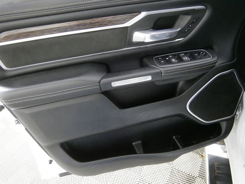 Used 2020 RAM 1500 Laramie image 12