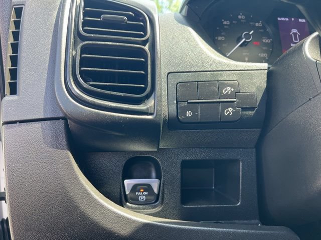 Used 2025 RAM ProMaster 2500 w/ Convenience Group FWD image 4