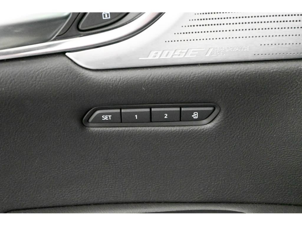 Certified 2023 Cadillac XT5 Premium Luxury image 30