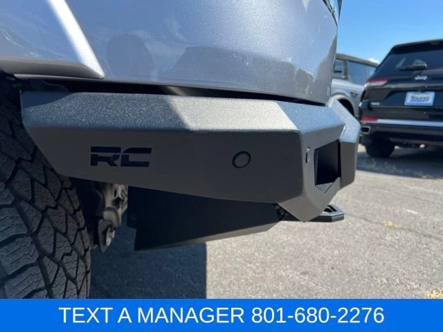 Used 2024 RAM 1500 Limited AWD/4WD image 12