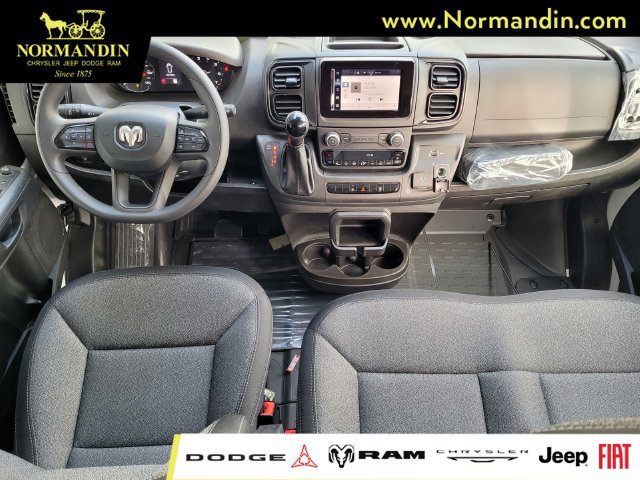 New 2024 RAM ProMaster 2500 w/ Convenience Group FWD image 6